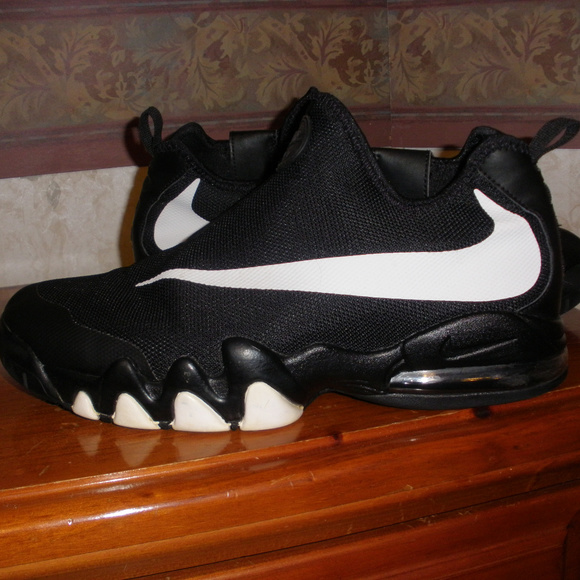 men's nike big swoosh shoes